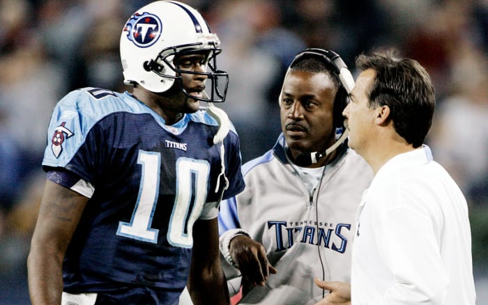 vince-young-jeff-fisher-tennessee-titans.jpg